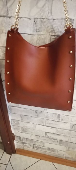 Brązowa torebka shopper Avon