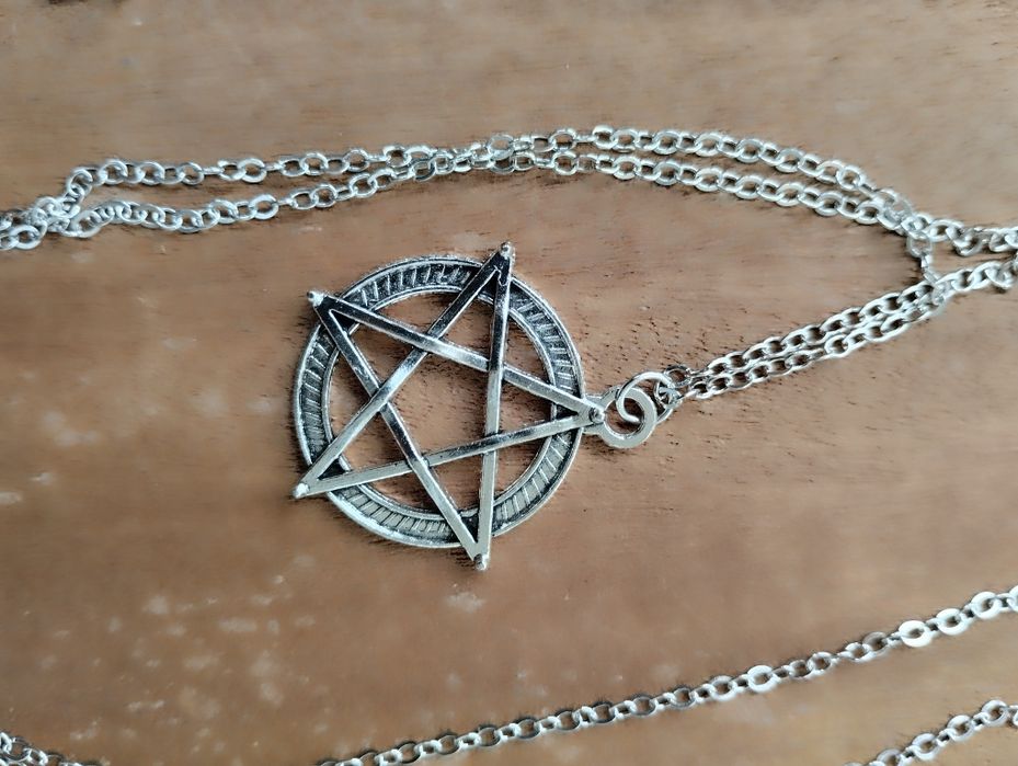 Кулон на ланцюжку Пентаграма Надприродне Pentagram коноплі