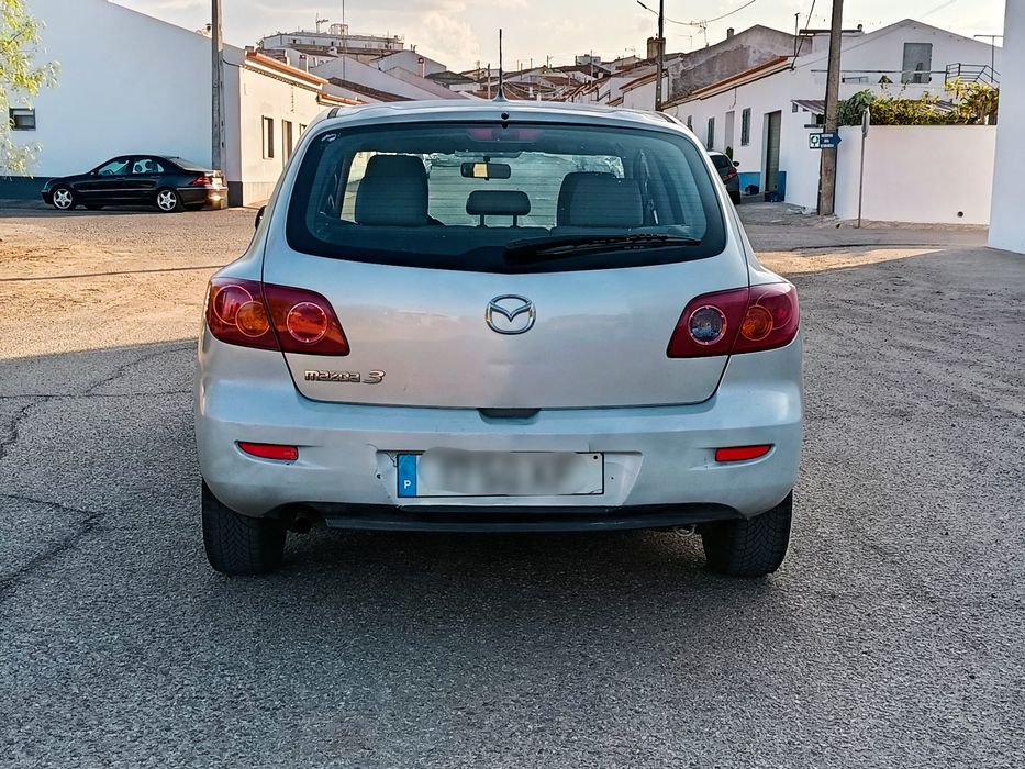 Mazda 3 HATCHBACK de 2004 nacional com 225mil kms