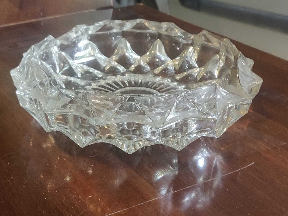 Prato/cinzeiro de vidro