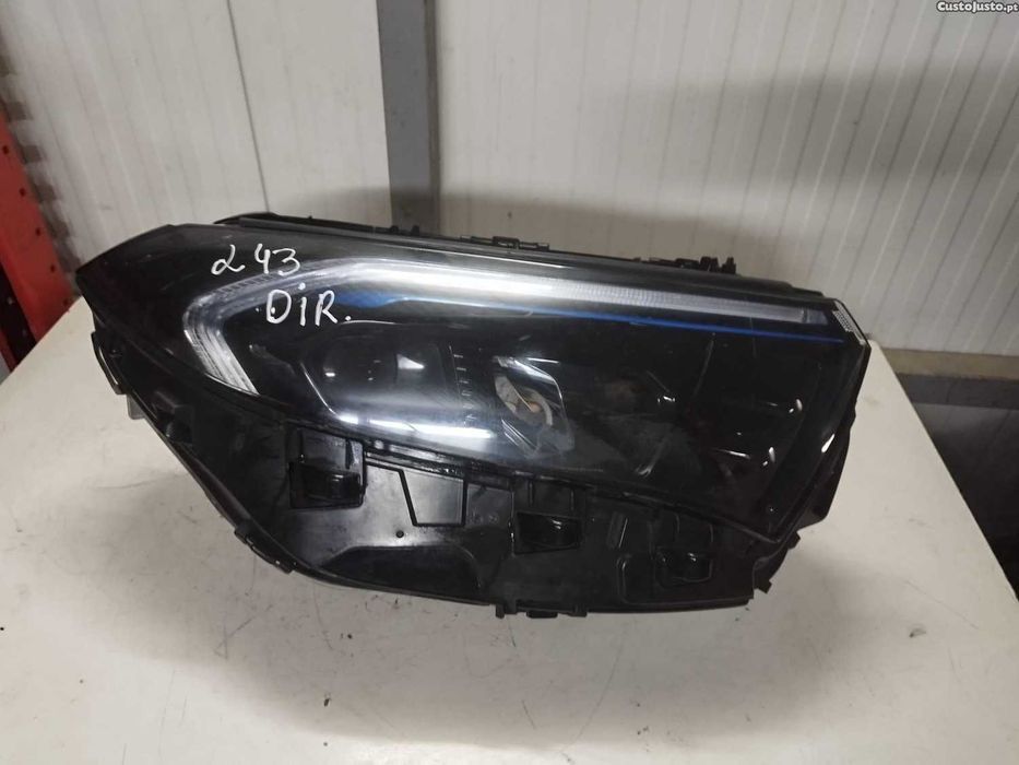 Farol Direito Mercedes EQB EQA Led