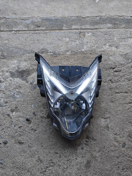 farol dianteiro compatível com scooter kymo