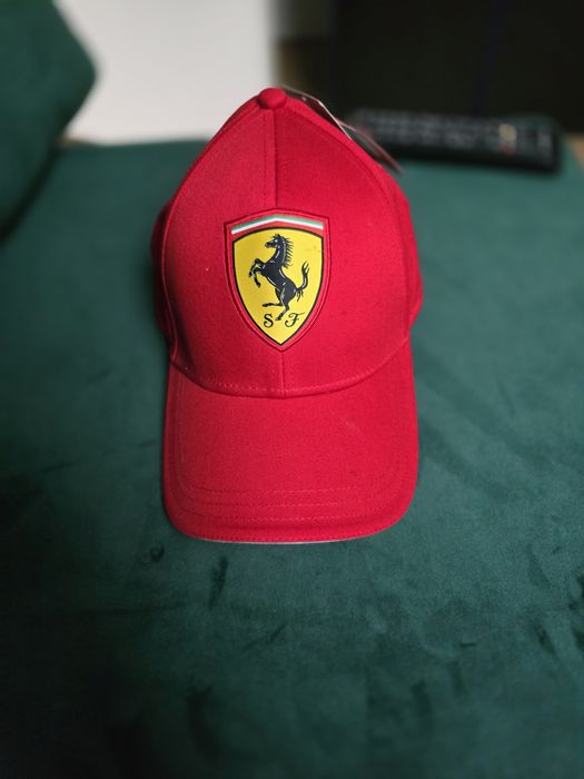 Czapka z daszkiem Scuderia Ferrari OSFA
Scuderia Ferrari 2025 Team Bas