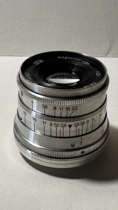 Фото обʼєктив Індустар-26м