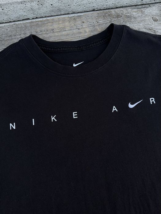 Czarna koszulka z haftowanym logo Nike Air, rozmiar M