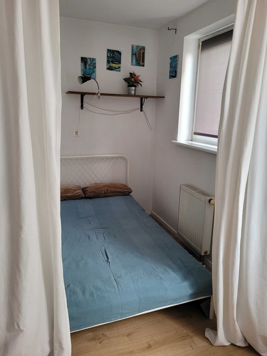 Apartament " Słoneczny " w Centrum ul. Szybka , noclegi Wrocław . Samodzielne mieszkanie dla 1 - 4 osób . Blisko PKP