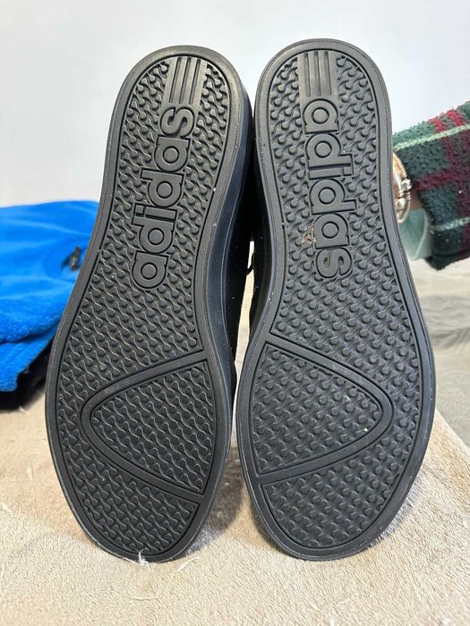 Ténis Adidas Pretos