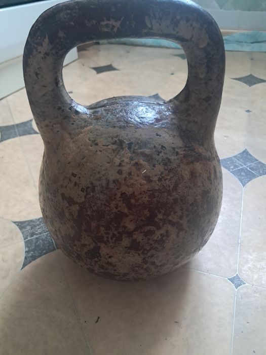 Гиря  24кг .СССР стальная цельнолитая