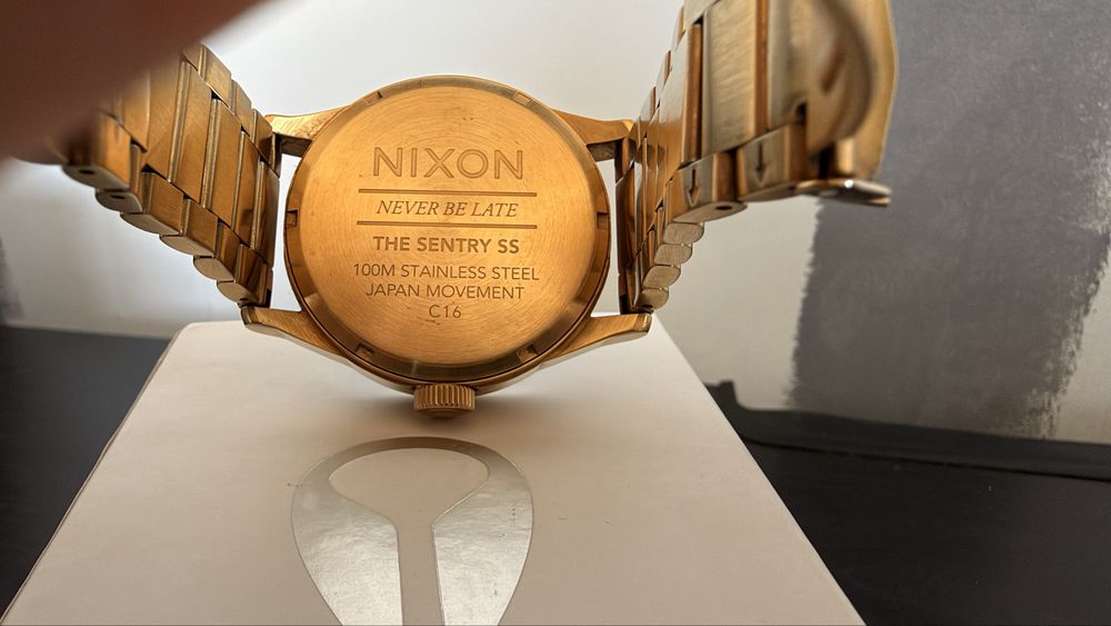 Zegarek meski Nixon Sentry SS All Gold/black