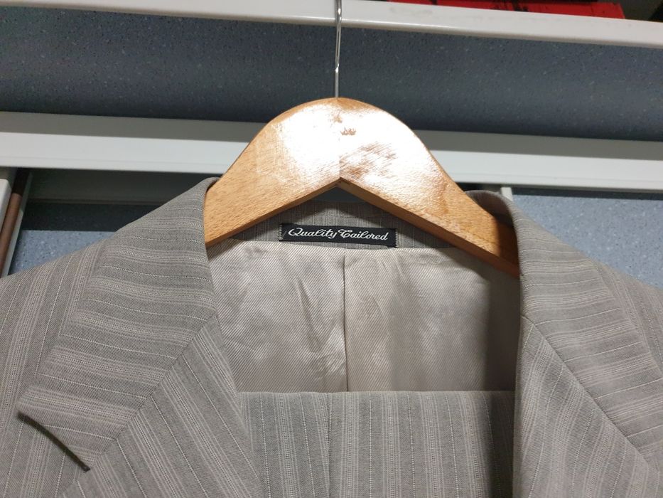 Продам фірмові класичні костюми відомих брендів оригінал Італія