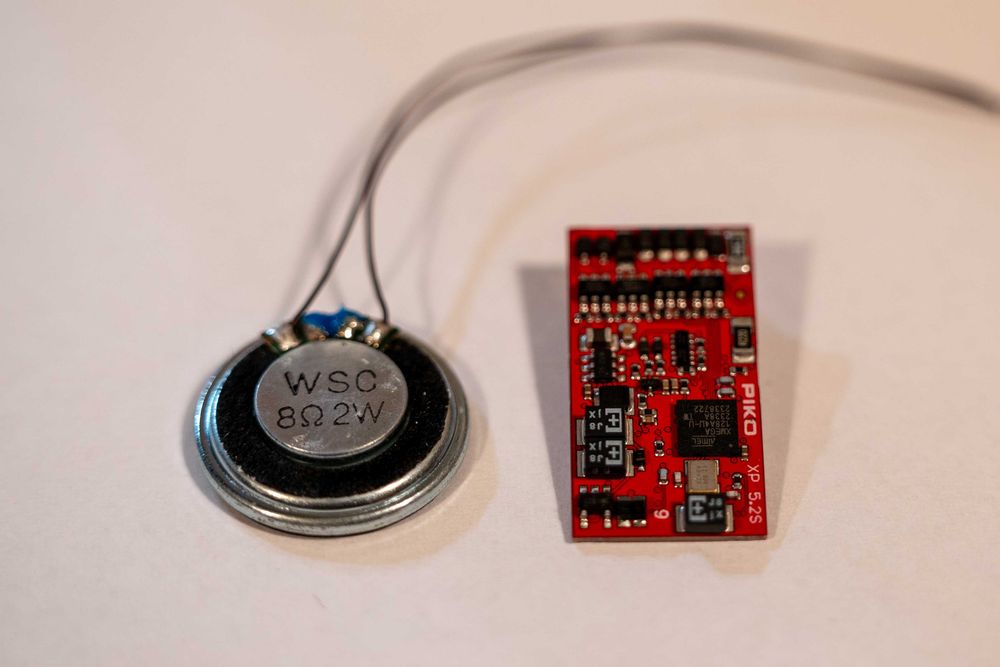 PIKO 56552 SmartDecoder XP - Dekoder DCC jazdy i dźwięku EU07 PIKO