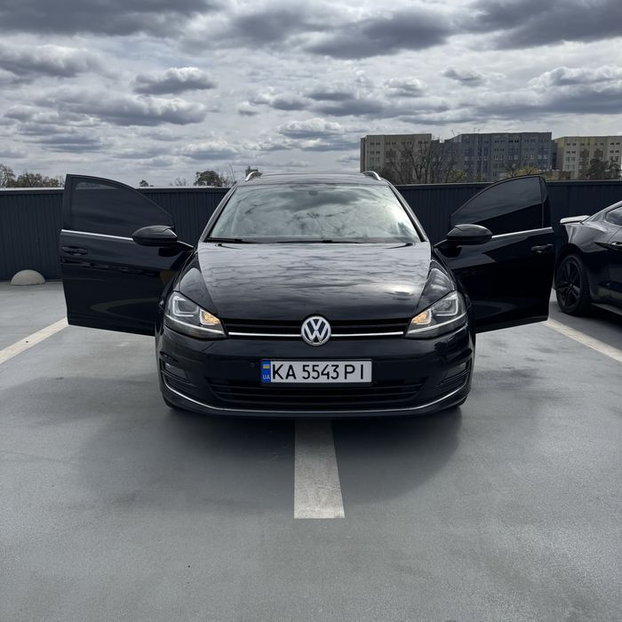 Volkswagen Golf VII 2015 року