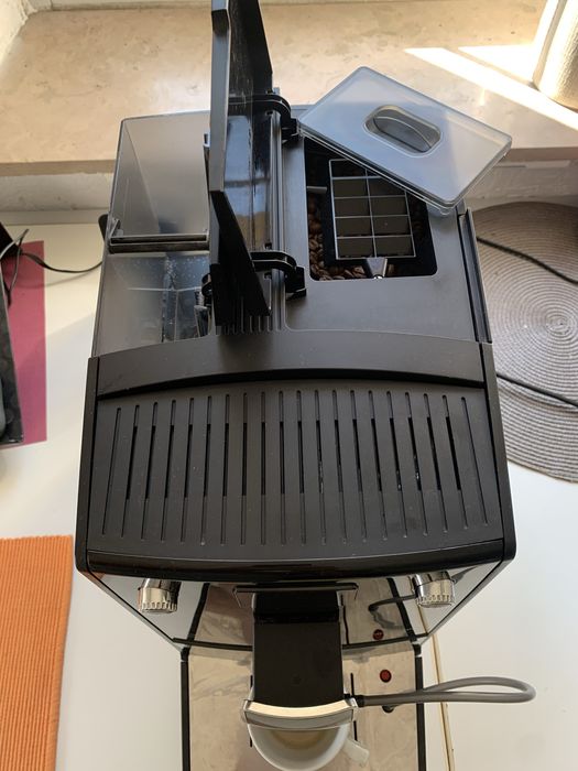 Продам кофе автомат Nivona nicr757