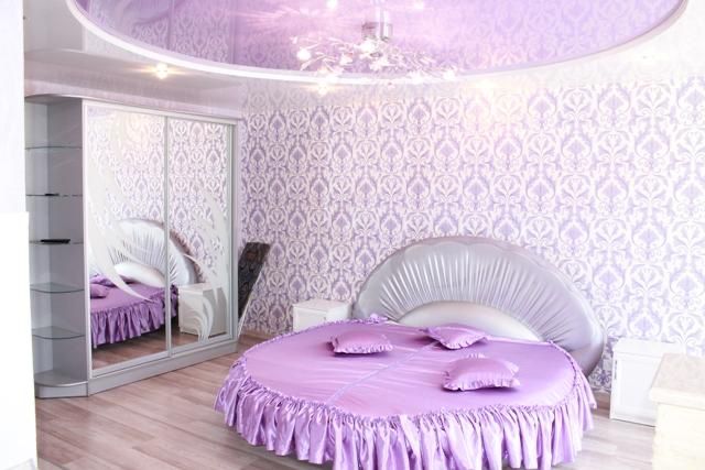 1 кімнатна люкс -студія в центрі.