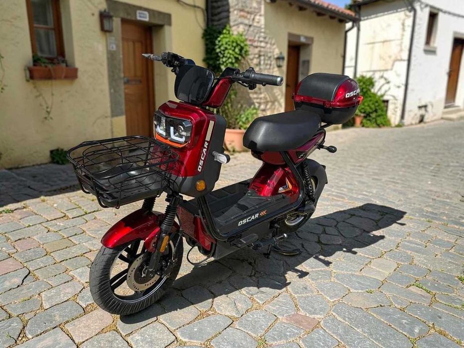 Електроскутер Oscar Rich 1000W 60V 25Ah червоний, двомісний