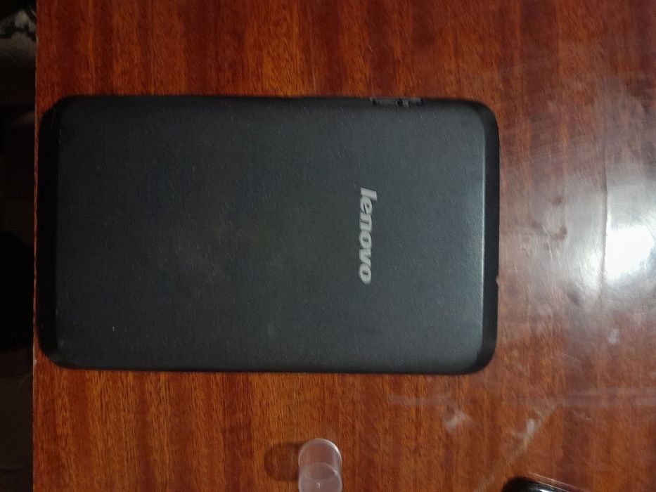 Продам планшет LENOVO
