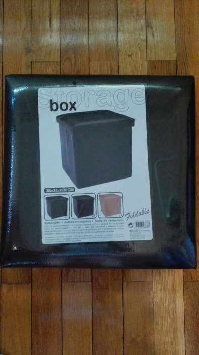 Banco com arrumação novo