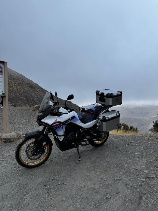 Honda Transalp 750