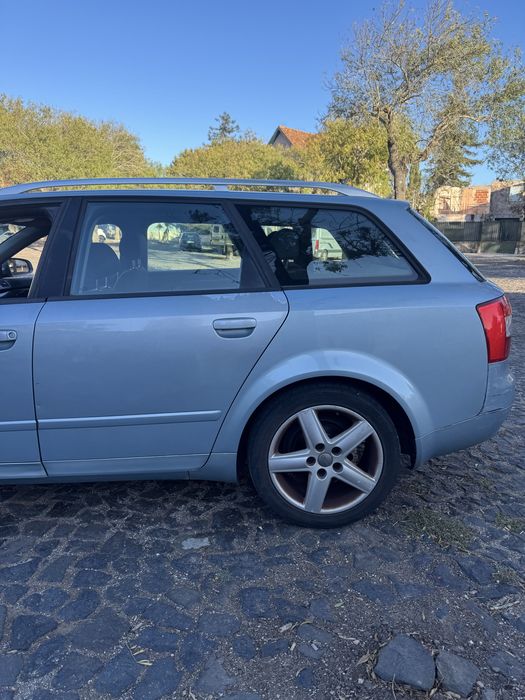 AUDI A4 AVANT 1.9 TDI 130CV 2002