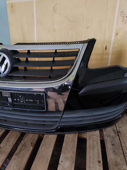 Бампер передній VW Touran 2007-2010p LC9X Бампер передний Тоуран Туран