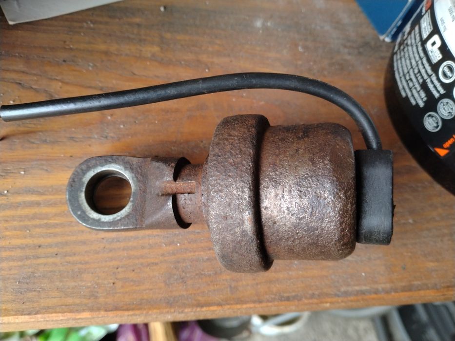 Датчик давления масла