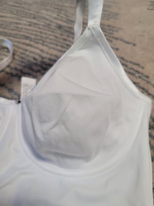 Triumph Новий боді