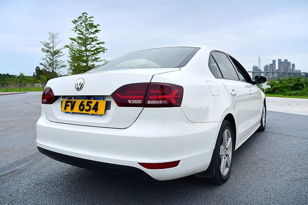 Ліхтарі (діодні стопи) Volkswagen Jetta 6 2011-2014