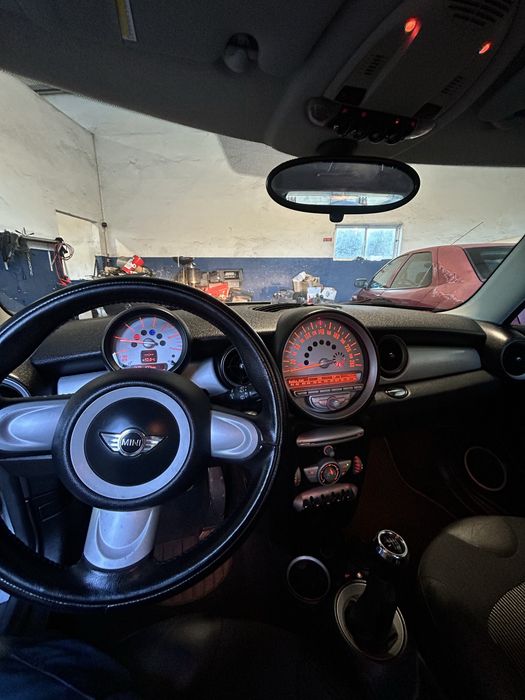 Mini Cooper 1.6D 110cv