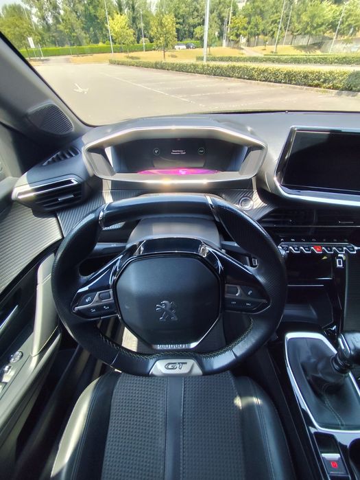 Peugeot 208 — fotografia 7