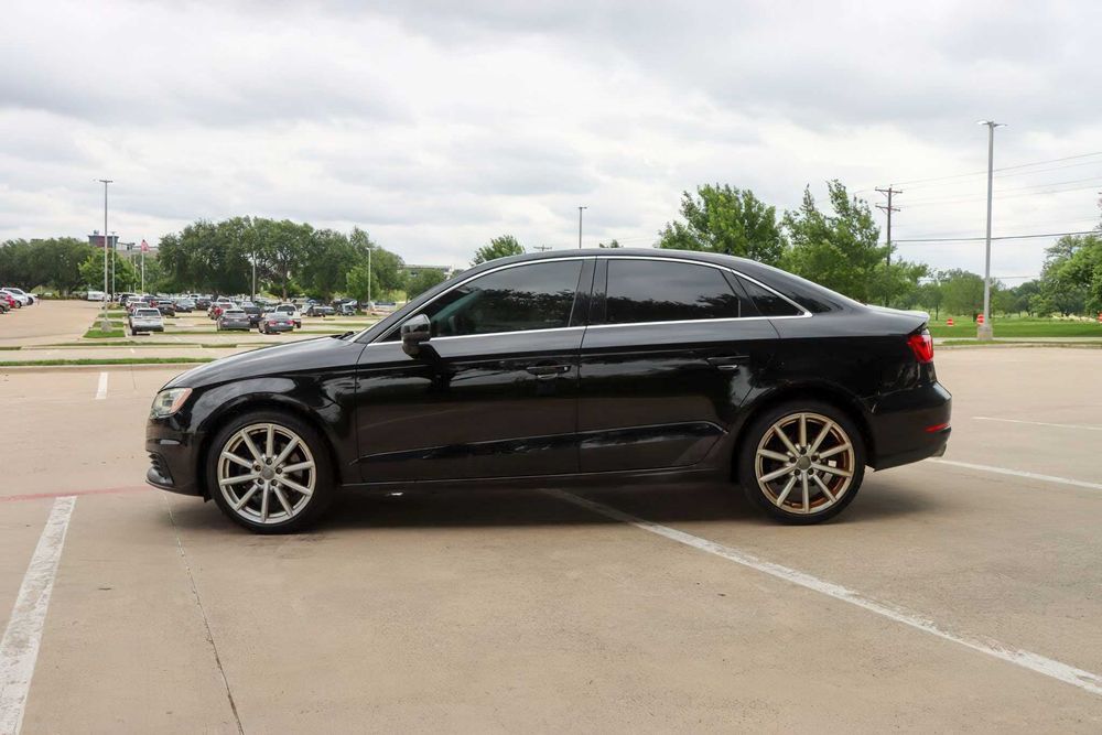 Audi A3      2015