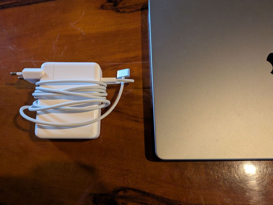 Apple MacBook Pro M1 Pro 16", 16GB RAM, 512GB SSD