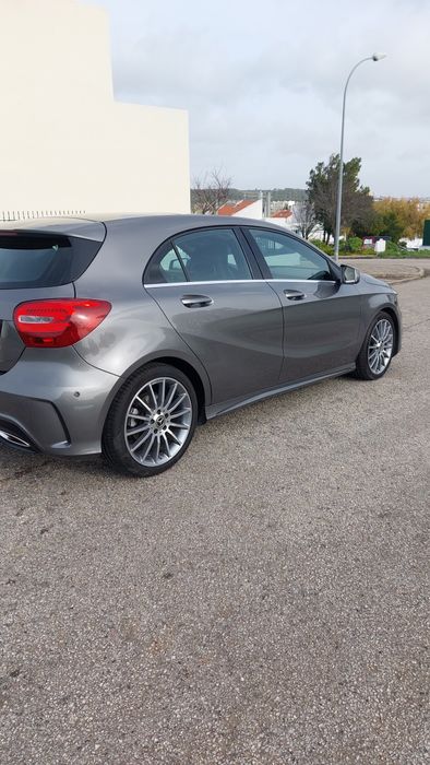 Mercedes Benz  A180 D AMG Line