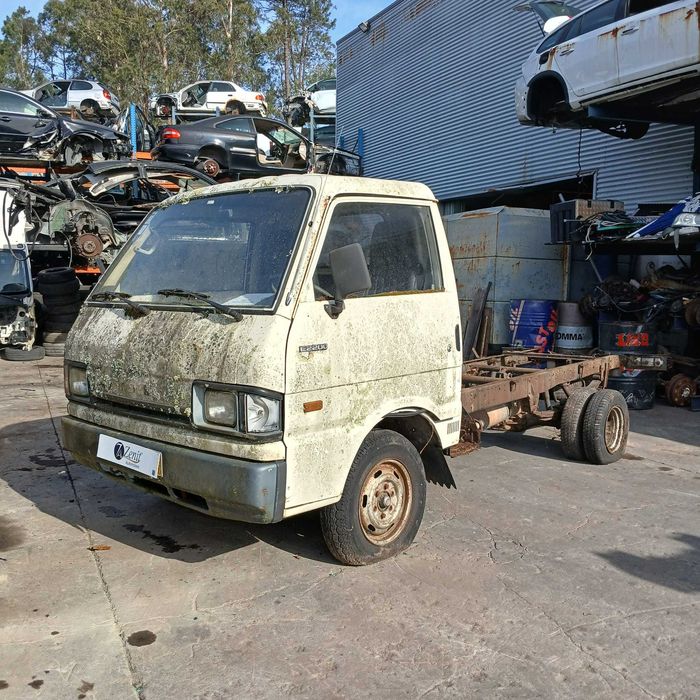 Mazda Pick Up 2.1D de 1991 - Peças Usadas