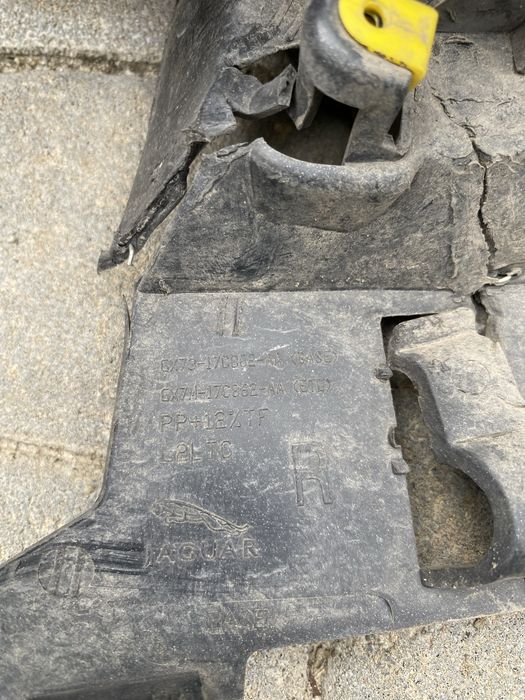 Кронштейн бампера jaguar