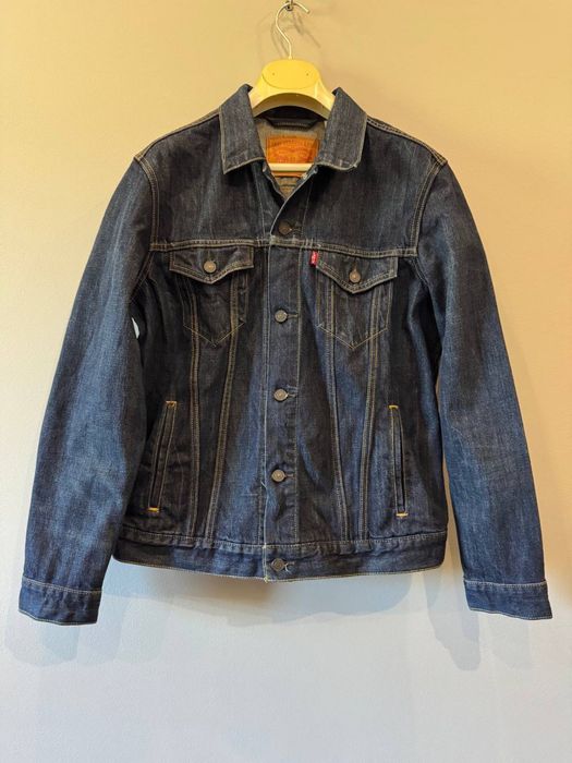 Джинсовая куртка levis