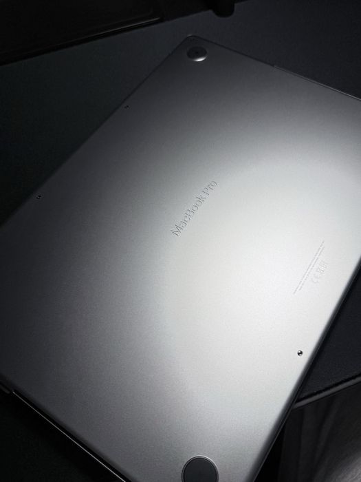 MacBook Pro 16 (2021) Apple M1 Pro, 16 GB RAM