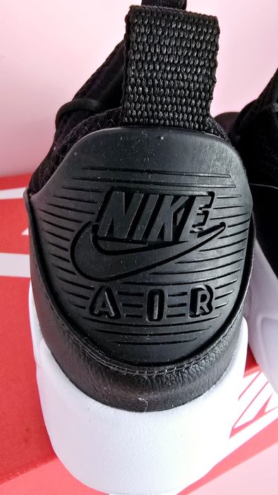 Sneakersy czarne sportowe Nike Air Max 90  rozmiar 42.5  wkładka 27 cm