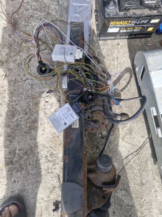 Hak elektryczny bmw e90 e91 komplet