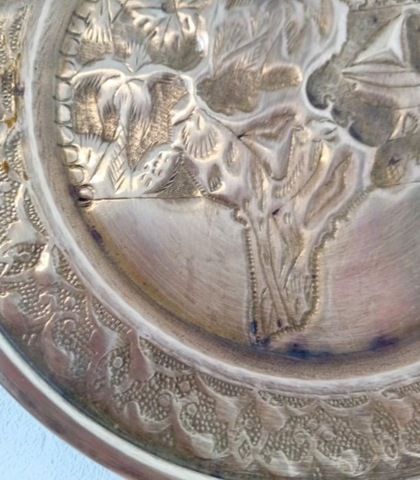 Pratos de latão artesanal