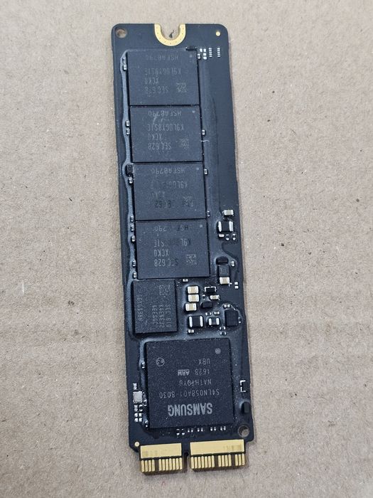 Samsung /0A6 256GB PCI Express 3.0 x4 M.2 2280 SSD for iMac/MacPro