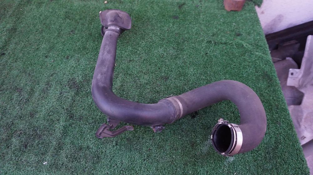 Renault Trafic II Opel Vivaro Nissan Primastar 2.0 DCI M9R przewod powietrza