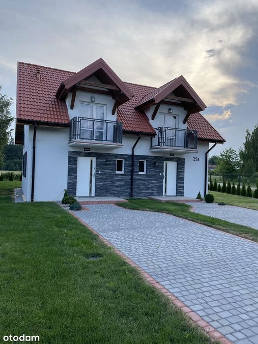 Nowy dom nad jeziorem