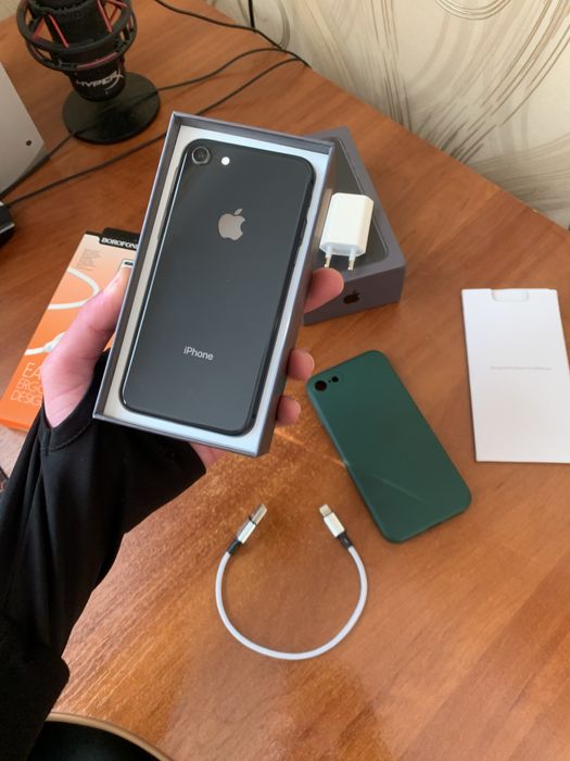 iPhone8 64GB 10台セット Iphone 8 64gb space gray повний комплект ( батарея 91%): 3 000 грн