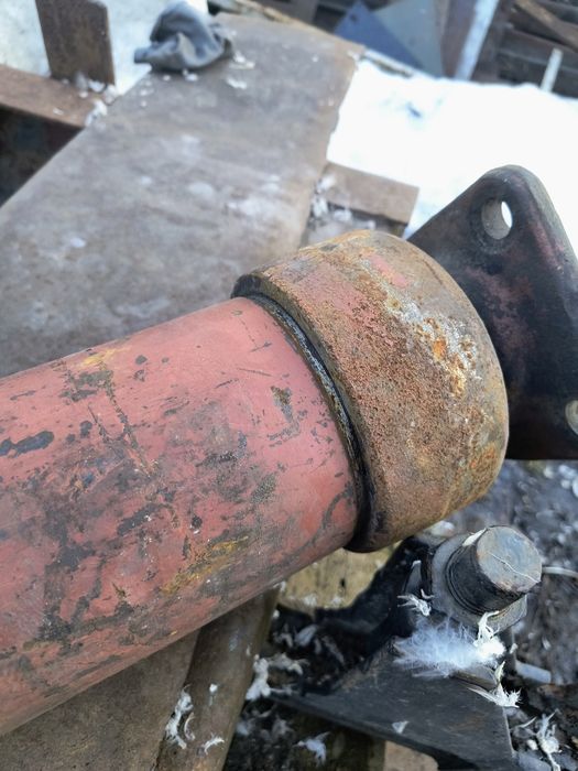 Гідроциліндр прицепа камаз