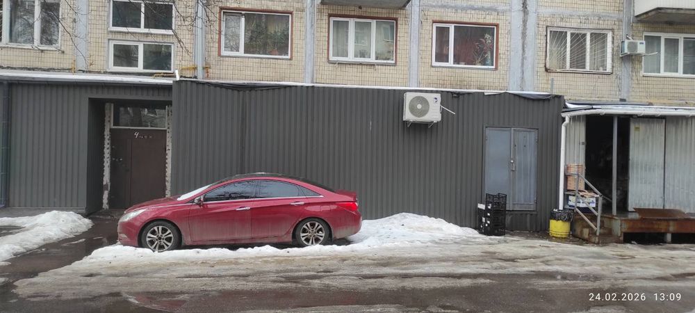 Здам в оренду підвальне приміщення (комерція ) Київ,Мрії, 24