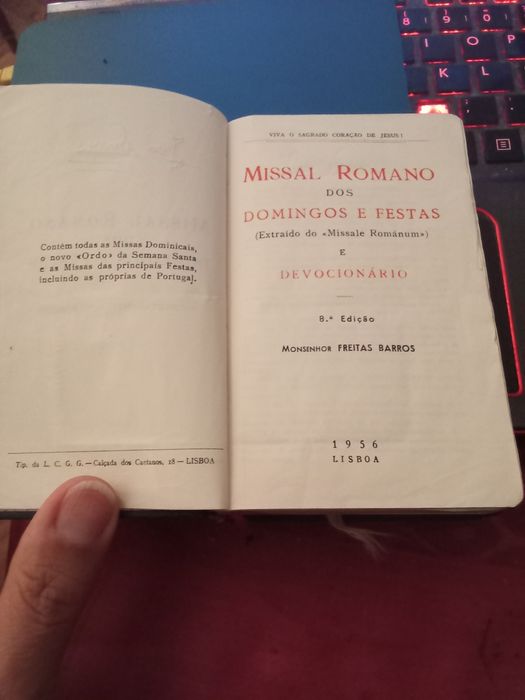 Missal romano Domingos festas 8 edicao 20E-Missal..Romano quotodiano-1 edicao.50E Desde 20E