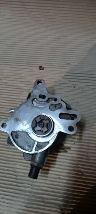 Pompa paliwa Vacu Audi A3 8P 2.0 tdi BKD -209