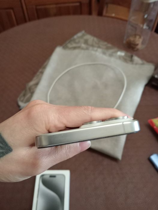 iPhone 15 pro max com factura e garantia 10/04/2024