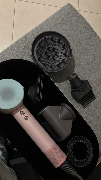 Secador multifunções dyson