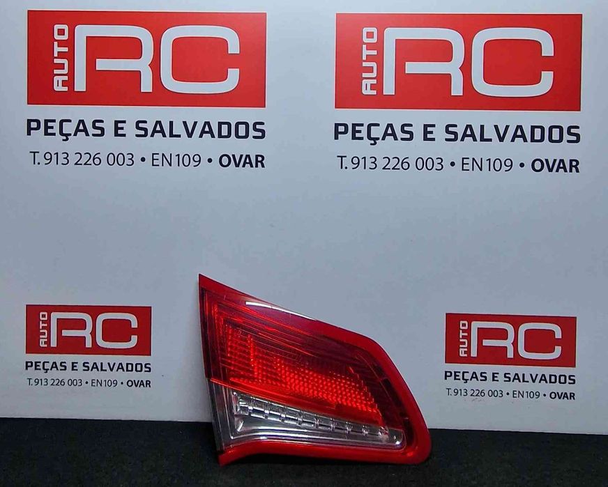 Farolim da Mala Esquerdo 967215588001 - CITROËN C4 II